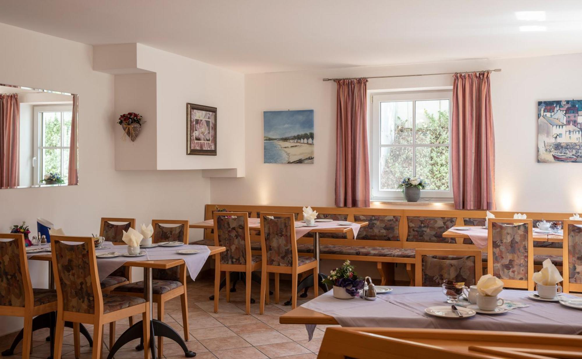 Pension Demmel, Bed & Breakfast Bruckmuhl Ngoại thất bức ảnh